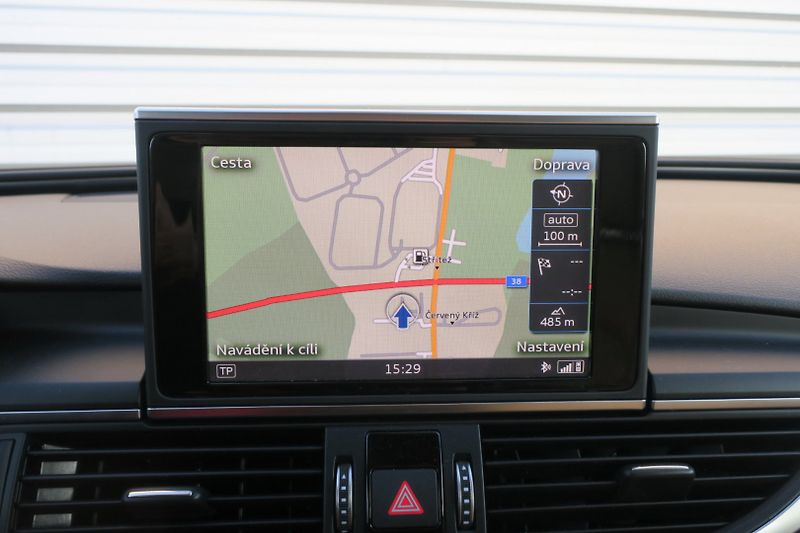 Audi A6 Allroad 3.0TDI 200kW Quat. Stronic ČR - fotka 27 z 50