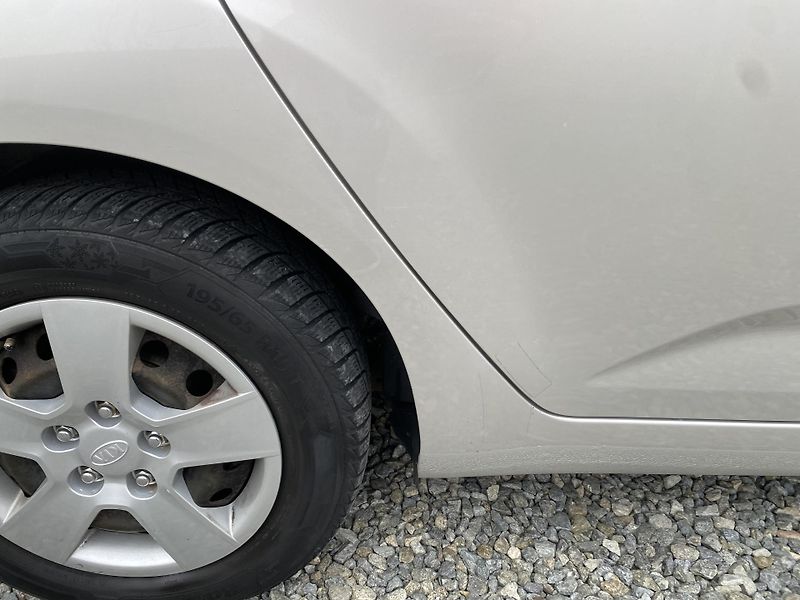 Kia Venga 1.4i 16v 90PS KLIMA SERVIS!!!  - fotka 54 z 144