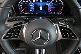 Mercedes-Benz Třídy V (2025) 300d AVG LONG 4MATIC NOVÝ - náhled 17