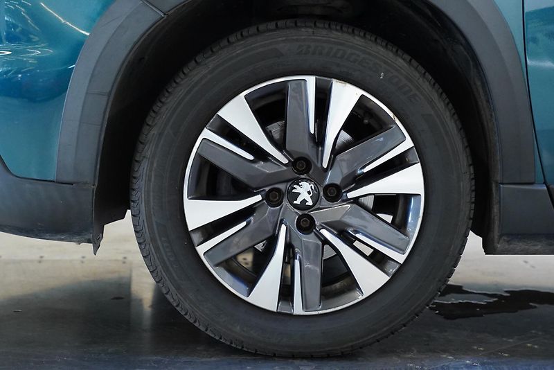 Peugeot 2008 - fotka 10 z 27