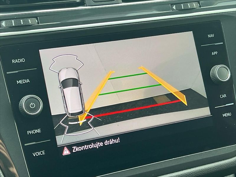 Volkswagen Tiguan Allspace 2,0 TDi 110 kW 7DSG ELEGANCE 7 - fotka 17 z 29