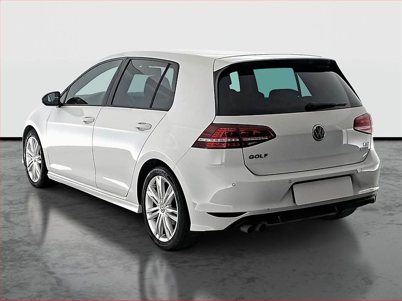 Volkswagen Golf (2015) R-Line 1.4 TSI, Serv.kniha - fotka 4 z 15