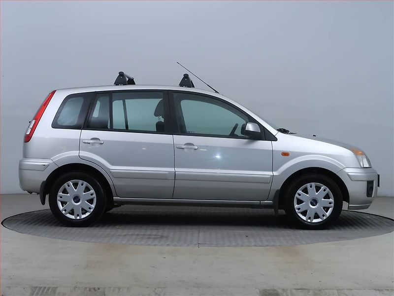 Ford Fusion (2010) 1.4, ČR,1.maj, po STK - fotka 6 z 13