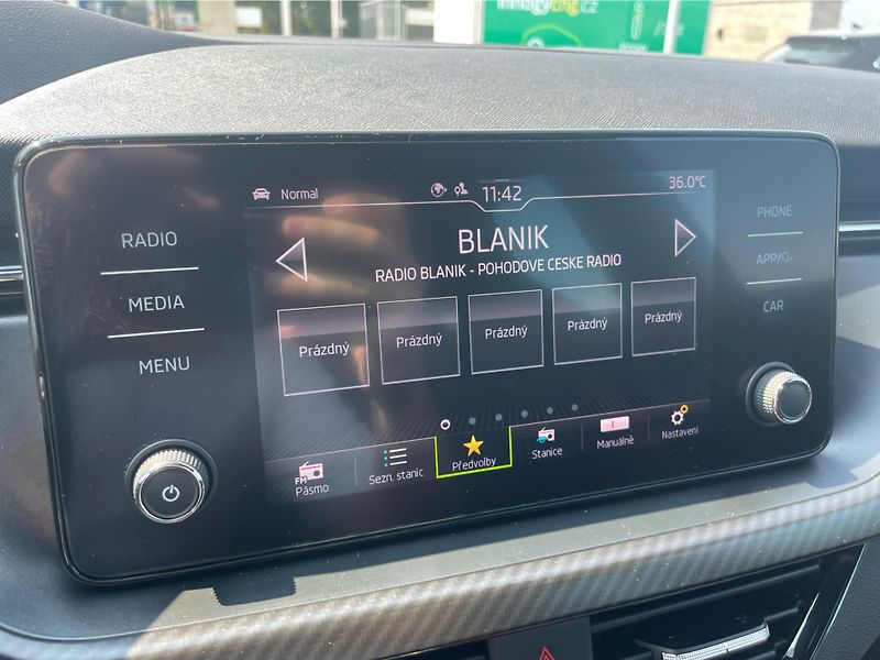 Škoda Scala 1.5 TSi DSG 7st. Monte Carlo - fotka 17 z 28