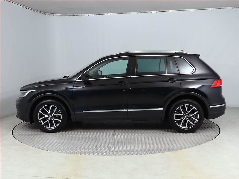 Volkswagen Tiguan (2022) Life 1.5 TSI - fotka 3 z 15