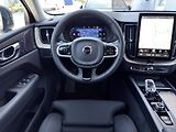 Volvo XC60 B5 AWD // PLUS DARK + sada kol - náhled 16