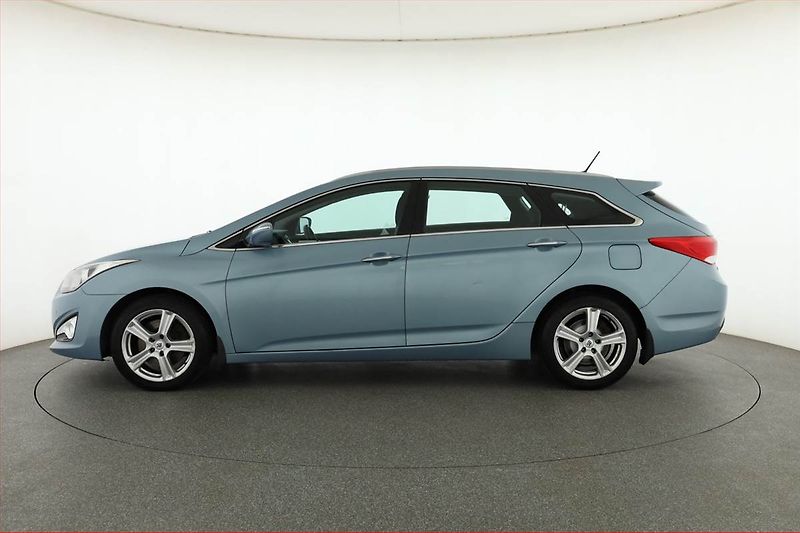 Hyundai i40 (2012) 1.7 CRDi, pěkný stav - fotka 3 z 15