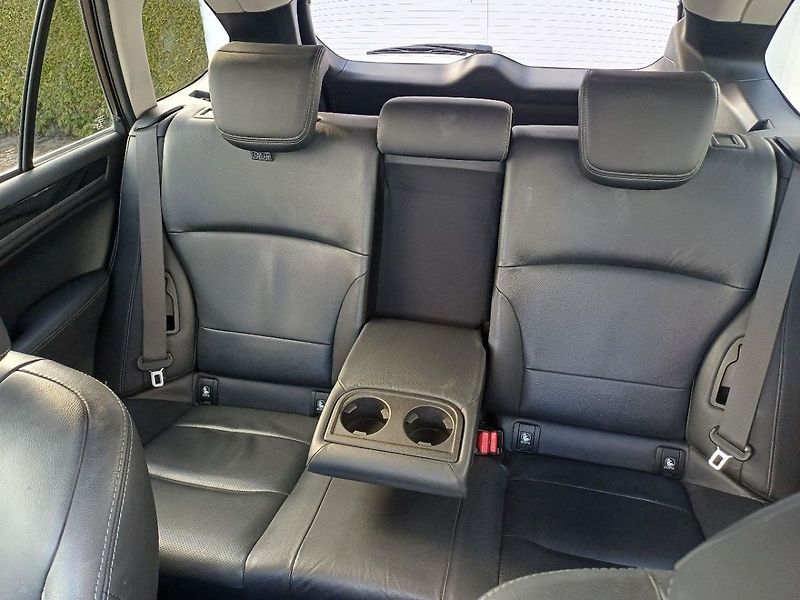 Subaru Outback EXECUTIVE (touring) - fotka 41 z 45