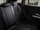 Mercedes-Benz GLA (2026) 200 d 4MATIC Edition 140 Years - náhled 8