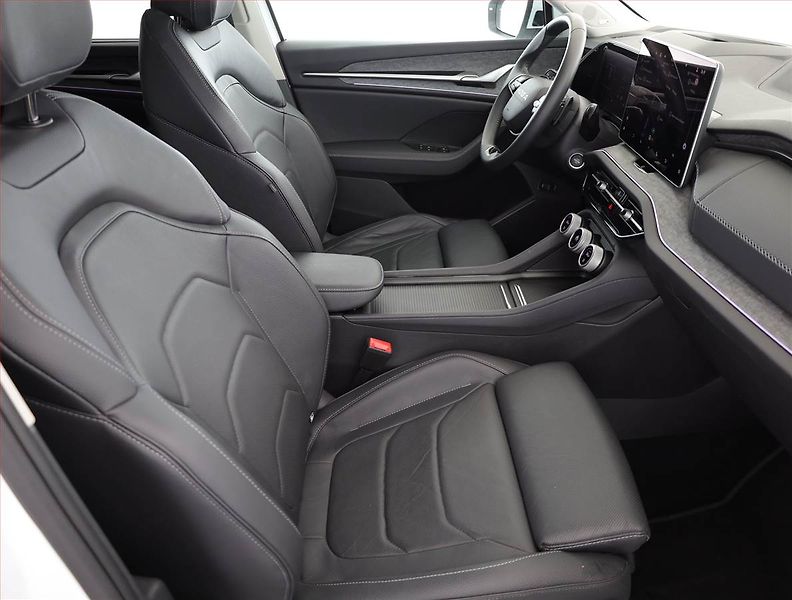 Škoda Kodiaq (2025) 2.0 TDI, Navi, 7 míst, tažné - fotka 7 z 22