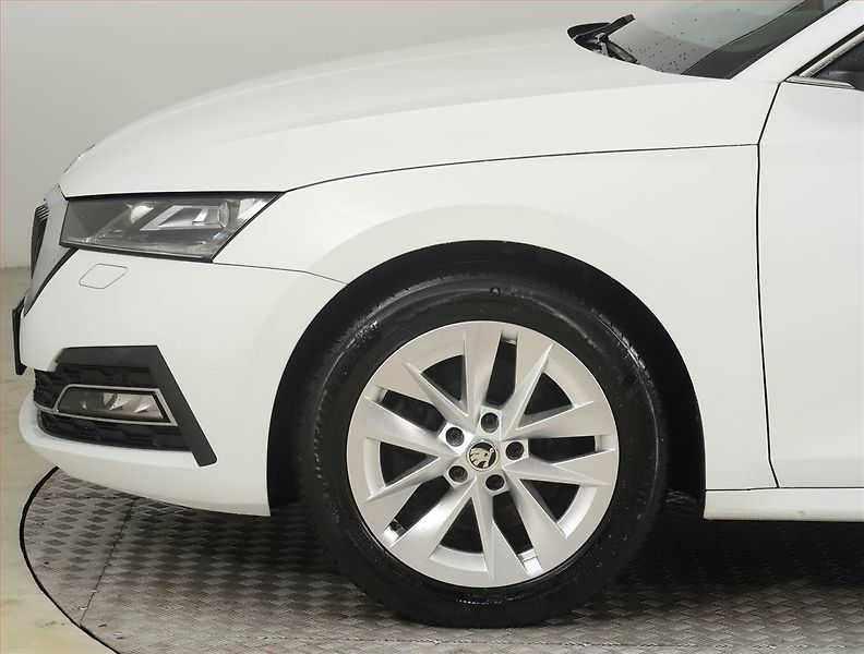 Škoda Octavia (2021) Style 2.0 TDI - fotka 15 z 23