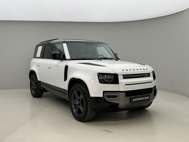 Land Rover Defender 110 D250 X-DYNAMIC SE 1. maj.  - fotka 8 z 47