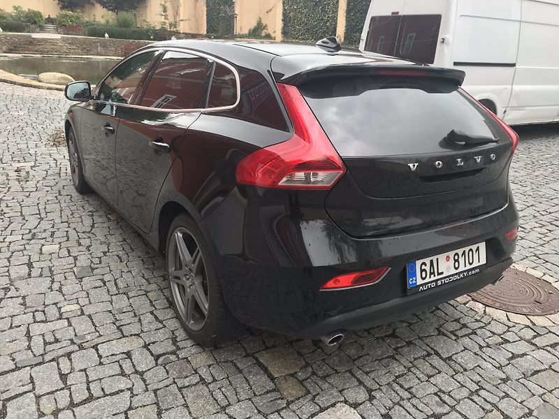 Volvo V40 (2015) - fotka 4 z 7