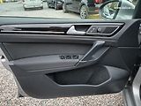 Volkswagen Golf Sportsvan (2016) 1.4TSi 110KW Highline NAVI - náhled 34