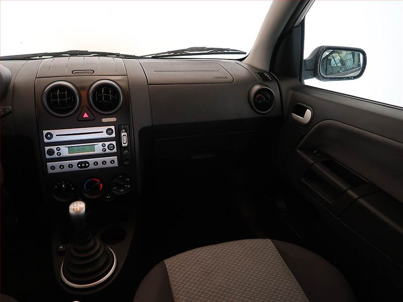 Ford Fusion (2005) 1.4 TDCi, po STK, slušný stav - fotka 8 z 12