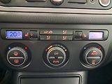 Volkswagen Tiguan (2009) 2.0 TDI, 4X4, Navi, Bi-Xenony - náhled 18