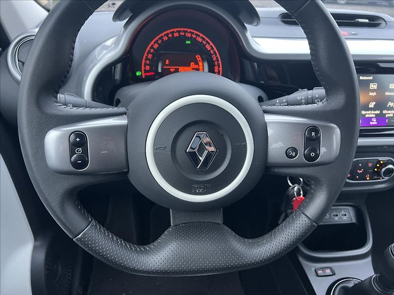 Renault Twingo 1,0 i,Navi,Výhřev sed., - fotka 13 z 24
