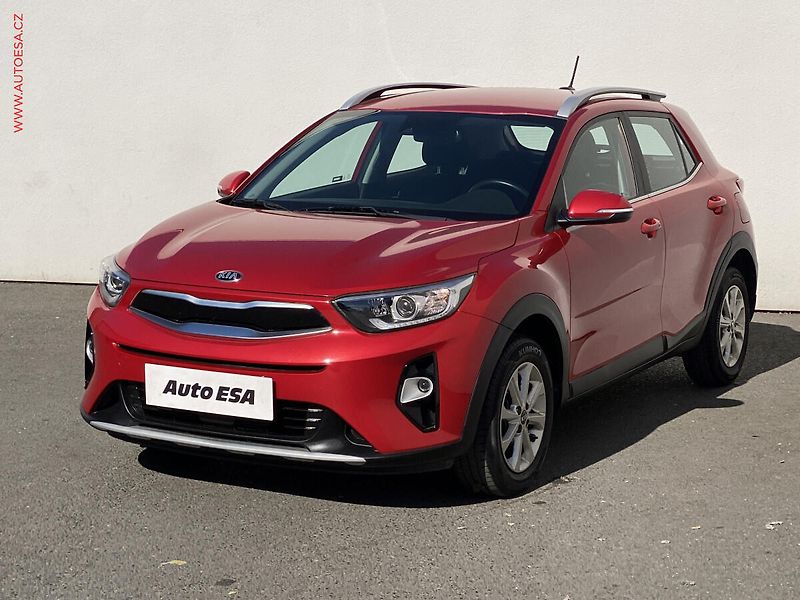 Kia Stonic (2018) 1.4 CVVT, 2.maj,ČR, Navi - fotka 3 z 19