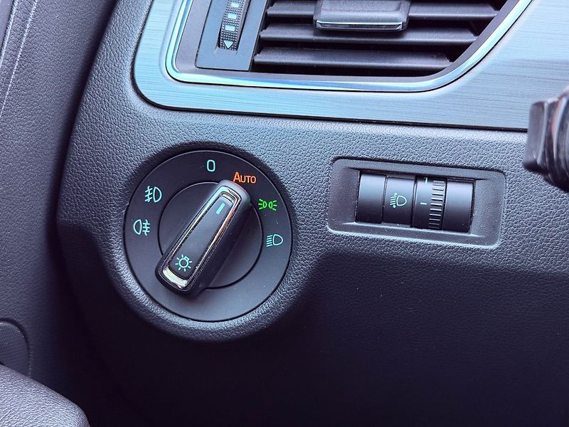Škoda Rapid 1.0 TSi Style, ČR, Serviska, 4 - fotka 23 z 25