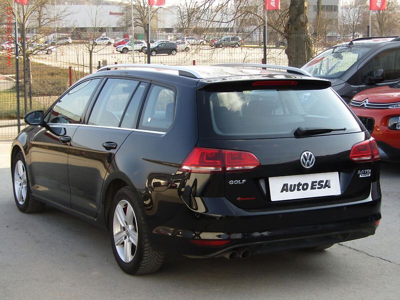 Volkswagen Golf (2016) 2.0TDi, ČR, Highline, DSG - fotka 6 z 16