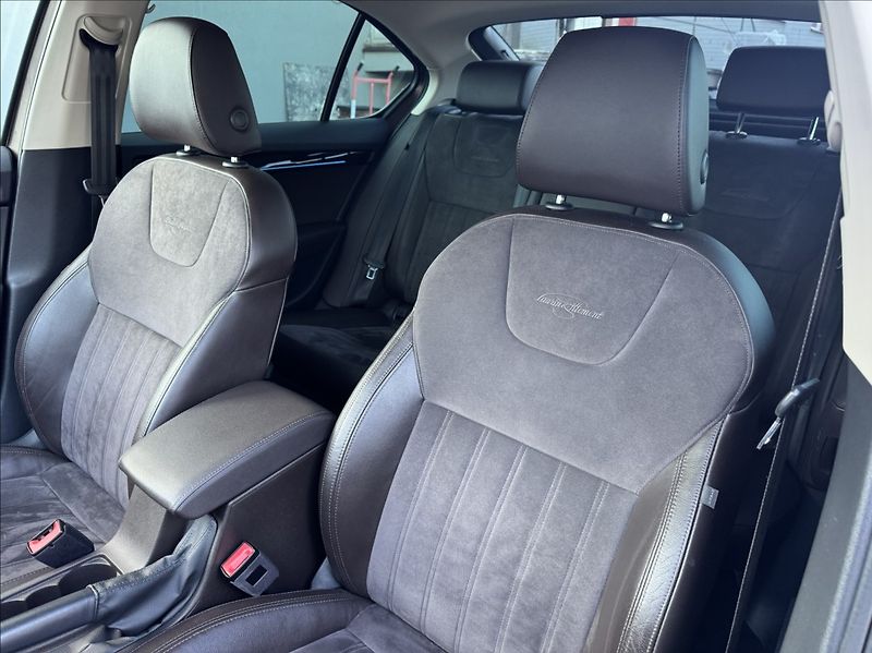 Škoda Octavia 2,0 TDI 110kW L&K ACC původ ČR - fotka 22 z 50