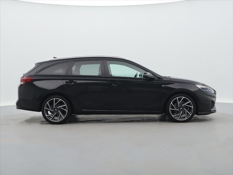 Hyundai i30 1,5 T-GDI N Line SmartKey CZ - fotka 6 z 31