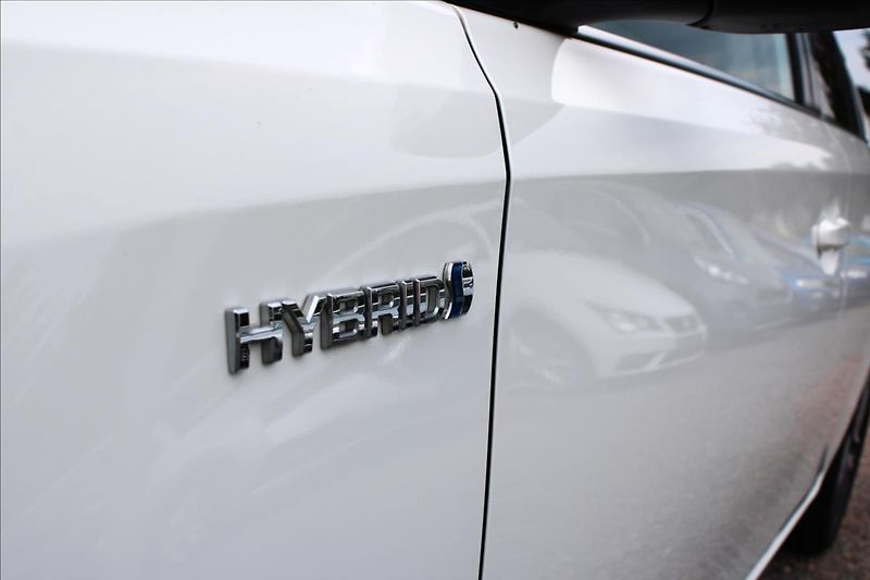 Toyota Auris 1,8 HYBRID KAMERA, SERVISKA - fotka 10 z 34