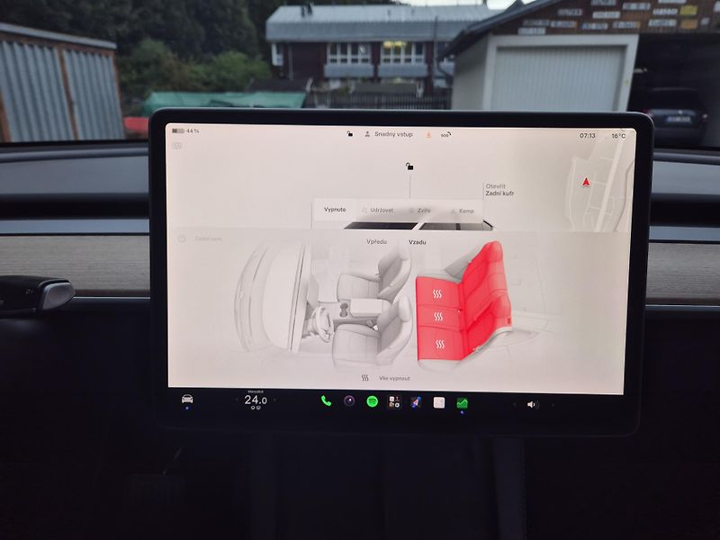 Tesla Model Y ZAMLUVENO ! TZ 92,4% - fotka 32 z 50