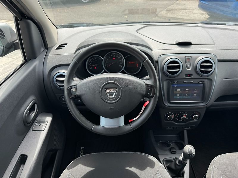 Dacia Lodgy (2017) Stepway 1.5 DCI 79kW - fotka 14 z 29