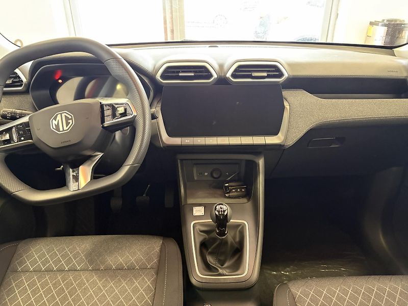 MG ZS (2025) 1.5 essential (excite) - fotka 9 z 15