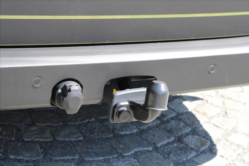 Volkswagen Caravelle 2.0 TDI L/DSG/ZÁR/DPH/CZ - fotka 45 z 45