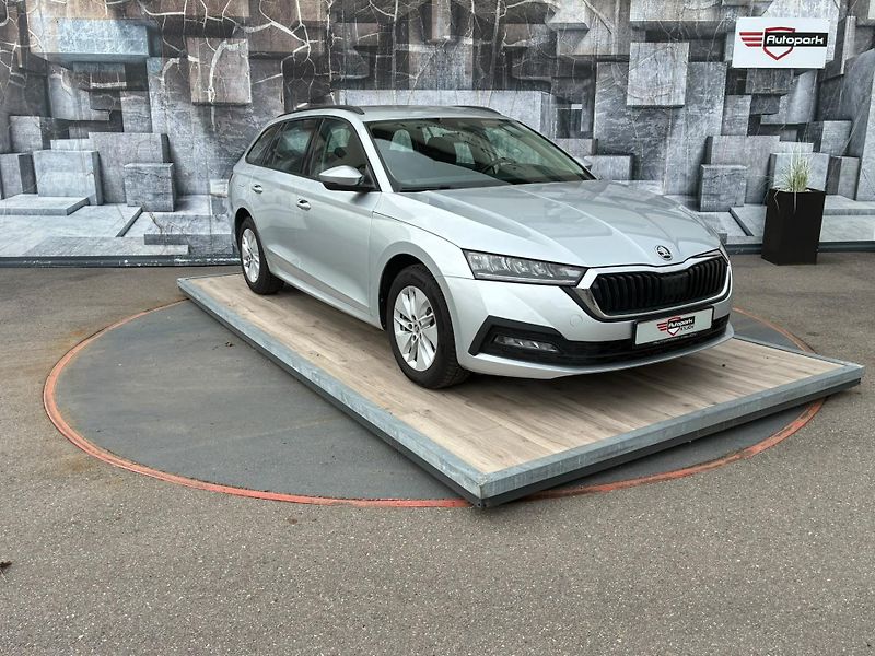 Škoda Octavia (2023) 2.0TDi, 85KW, ACC, KEYLESS,DPH - fotka 1 z 24
