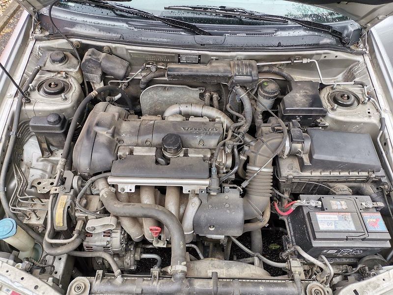 Volvo S40 (2001) 1.8i 90kw Nové v ČR 1.majitel! - fotka 20 z 24