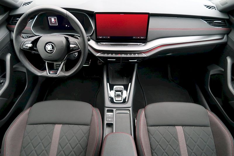 Škoda Octavia (2024) Combi 2,0 TSI / 195 kW DSG - fotka 11 z 31
