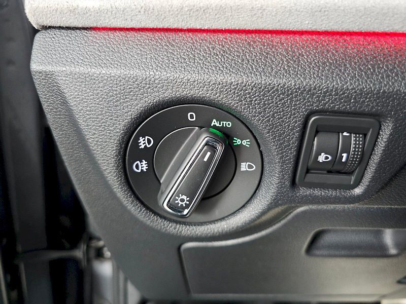 Škoda Scala (2024) 1.0TSi 85kw SELECTION - fotka 23 z 29