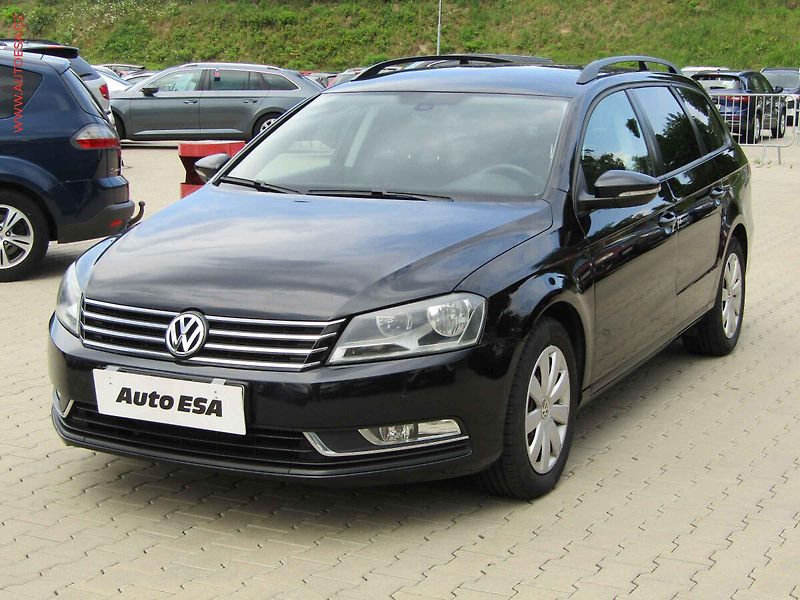 Volkswagen Passat (2014) 2.0TDi, servis.kniha - fotka 3 z 16