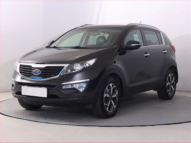 Kia Sportage (2011) 1.7 CRDi, Tempomat - fotka 2 z 17