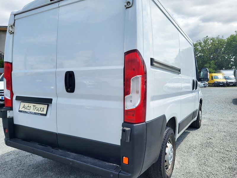 Peugeot Boxer FURGON L1H1 2.2 BlueHDi 120k - fotka 33 z 42