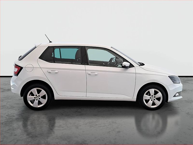 Škoda Fabia (2015) 1.2 TSI, Park. senzory - fotka 6 z 16