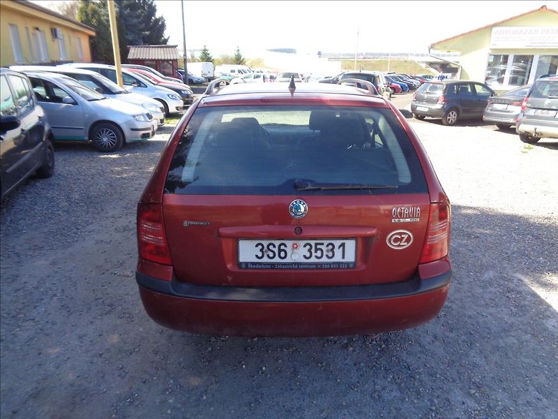 Škoda Octavia 1,9 - fotka 4 z 18