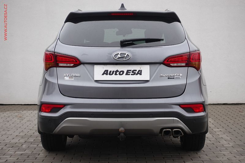 Hyundai Santa Fe (2016) 2.2CRDi 4x4, ČR, Premium, AT - fotka 5 z 26