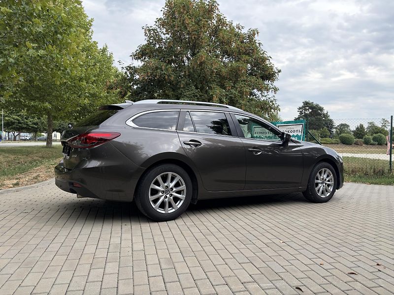 Mazda 6 2.2 D SKYACTIVE 110kw - fotka 12 z 31