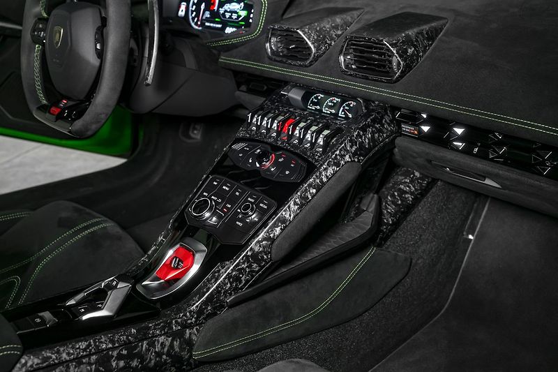 Lamborghini Huracán Performante - fotka 21 z 29