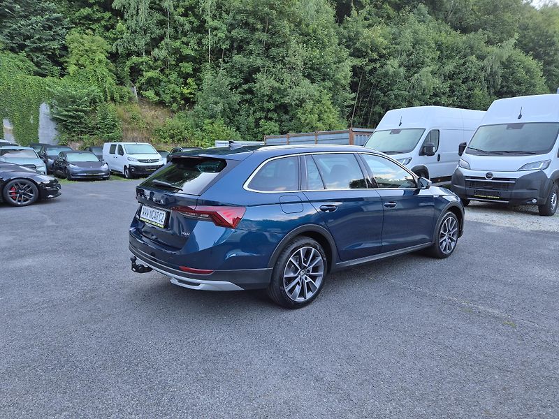 Škoda Octavia Combi Scout TDi 147kw DSG 4x4 - fotka 5 z 49