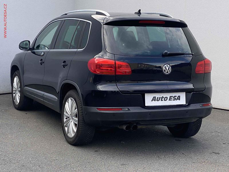 Volkswagen Tiguan (2013) 1.4 TSi, Sport&Style, navi - fotka 6 z 17
