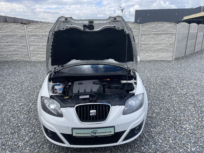 Seat Altea 1.6TDi 105PS XXL ECOMOTIVE TOP - fotka 73 z 189
