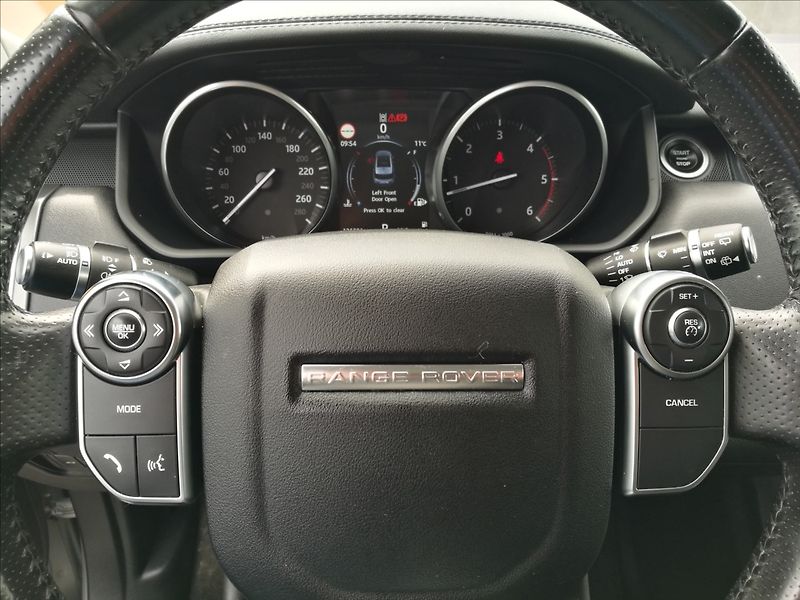 Land Rover Range Rover Sport 3,0 V6 Sport - fotka 6 z 22