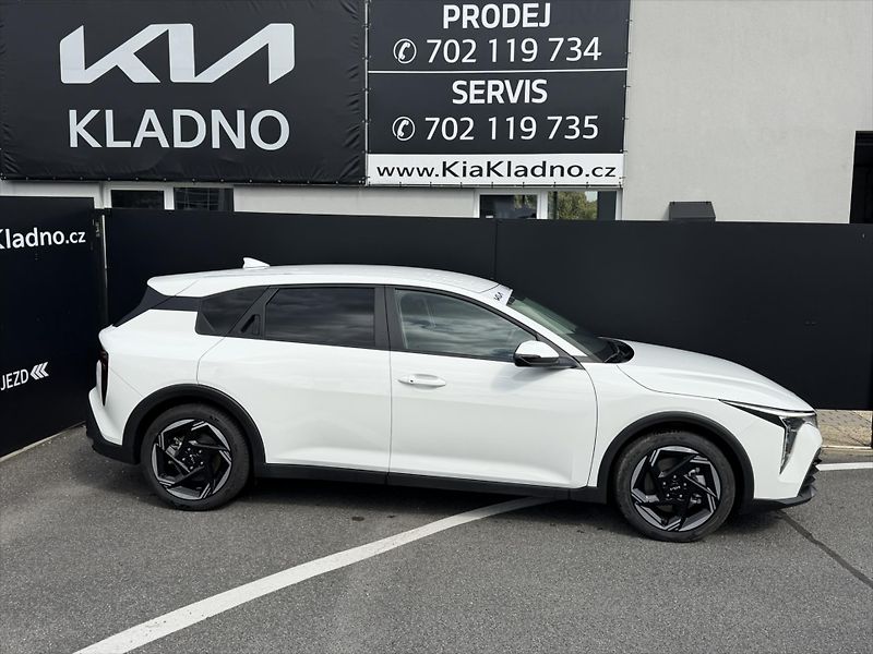 Kia K4 1,0 T-GDi Exlclusive 17 - fotka 4 z 12
