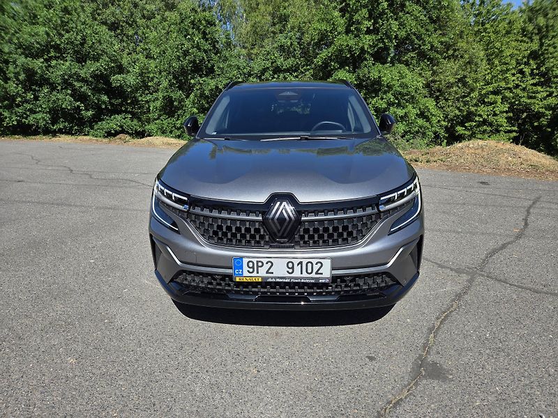 Renault Espace (2023) esprit Alpine E-Tech 7 míst - fotka 3 z 20
