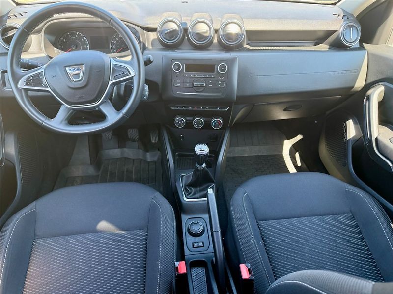 Dacia Duster 1,5 BdCi 4x4 COMFORT - fotka 7 z 8